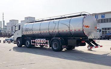 鮮奶運(yùn)輸車：現(xiàn)代社會牛奶保鮮運(yùn)輸先鋒
